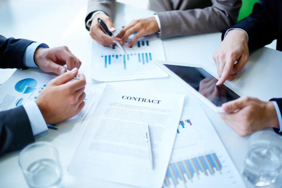 Don't Lose Customers: Master Bank Regulatory Compliance with CCM